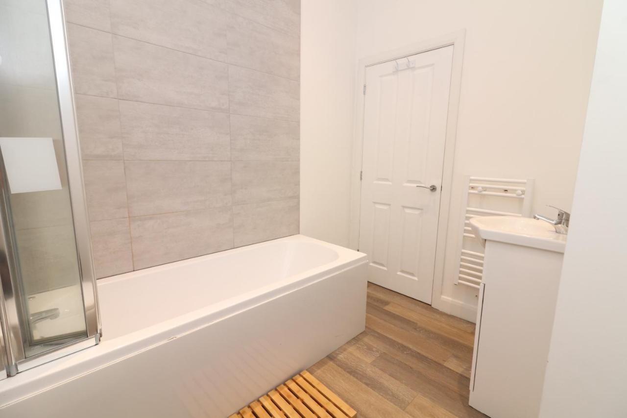Hope House Apartments Chester Ngoại thất bức ảnh